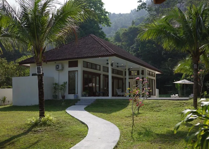 Villa Meranti - Spacious Private Pool Villa